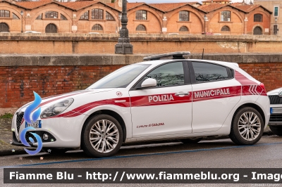 Alfa-Romeo Nuova Giulietta Restyle
Polizia Municipale Cascina (PI)
Codice Automezzo: 41
POLIZIA LOCALE YA 171 AP
Parole chiave: Alfa-Romeo Nuova_Giulietta_Restyle POLIZIALOCALEYA171AP