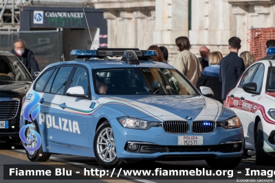 Bmw 320 Touring F31 II restyle
Polizia di Stato
Polizia Stradale
Allestimento Focaccia
POLIZIA M2571
Parole chiave: Bmw 320_Touring_F31_IIrestyle POLIZIAM2571