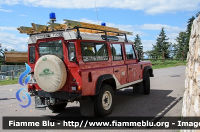 Land-Rover Defender 110
Vigili del Fuoco
Unione Distrettuale di Fondo
Corpo Volontario di Ruffrè Mendola (TN)
VF K56 TN
Parole chiave: Land-Rover Defender_110 VFK56TN