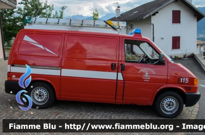 Volkswagen Transporter T4 Syncro
Vigili del Fuoco
Distretto di Fondo
Corpo Volonatrio di Malgolo (TN)
Allestimento Brandshutz
VF E75 TN
Parole chiave: Volkswagen Transporter_T4_Syncro VFE75TN