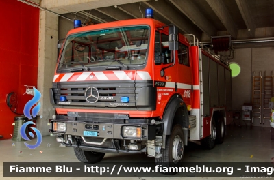 Mercedes-Benz SK 2538 6x6
Schweiz - Suisse - Svizra - Svizzera
Corpo Civici Pompieri Lugano
TI 5300
Parole chiave: Mercedes-Benz SK_2538_6x6