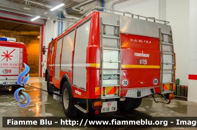 Fiat 130NC
Vigili del Fuoco
Distretto delle Giudicarie
Corpo Volontario di Madonna di Campiglio (TN)
Autopompaserbatoio allestimento Baribbi
Riallestita Rosenbauer
VF H18 TN
Parole chiave: Fiat 130NC VFH18TN