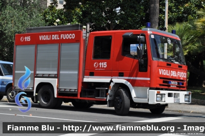 Iveco CityEuroFire 100E21 I serie
Vigili del Fuoco
Comando Provinciale di La Spezia
AutoPompaSerbatoio allestimento Iveco-Magirus ricondizionata Fortini
VF 20752
Parole chiave: Iveco CityEuroFire_100E21_Iserie VF20752