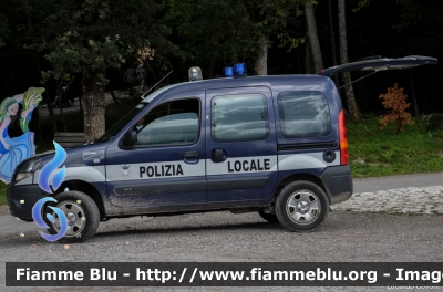 Renault Kangoo 4x4 I serie restyle
Corpo Intercomunale di Polizia Locale Anaunia 
Parole chiave: Renault Kangoo_4x4_Iserie_restyle