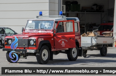 Land-Rover Defender 90
Vigili del Fuoco
Unione Distrettuale di Cles
Corpo Volontario di Cles (TN)
VF H03 TN
Parole chiave: Land-Rover Defender_90 VFH03TN