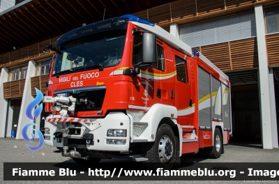 Man TGS 18.440 I serie
Vigili del Fuoco
Unione Distrettuale di Cles 
Corpo Volontario di Cles (TN)
Allestimento Ziegler
VF 1L5 TN
Parole chiave: Man TGS_18.440_Iserie VF1L5TN