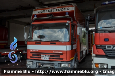 Iveco EuroCargo 100E18 I serie
Vigili del Fuoco
Comando Provinciale di Frosinone
Polilogistico allestimento Calabrese
VF 17619
Parole chiave: Iveco EuroCargo_100E18_Iserie VF17619