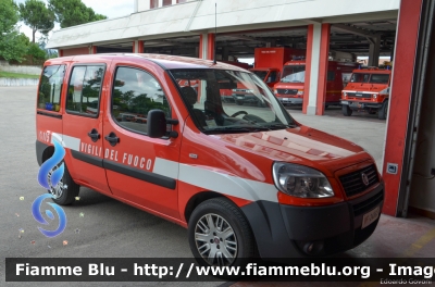 Fiat Doblò II serie
Vigili del Fuoco
Comando Provinciale di Frosinone
VF 24865
Parole chiave: Fiat Doblò_IIserie VF24865