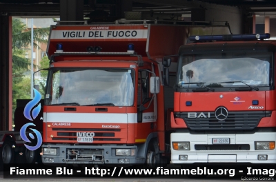 Iveco EuroCargo 100E18 I serie
Vigili del Fuoco
Comando Provinciale di Frosinone
Polilogistico allestimento Calabrese
VF 17619
Parole chiave: Iveco EuroCargo_100E18_Iserie VF 17619