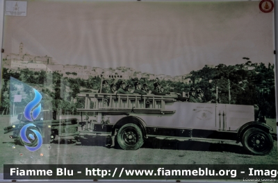 Fiat 15TER
Vigili del Fuoco
Comando Provinciale di Frosinone
Foto Storica Conservata dal Comando
Sullo Sfondo la città di Frosinone
Parole chiave: Fiat 15TER