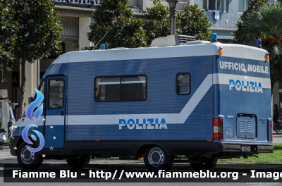 Fiat Ducato II serie
Polizia di Stato
Ufficio Mobile
POLIZIA D2445
Parole chiave: Fiat Ducato_IIserie POLIZIAD2445