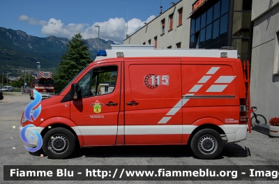 Mercedes-Benz Sprinter III serie
Vigili del Fuoco
Distretto della Vallagarina
Corpo Volontario di Rovereto (TN)
VF 5H0 TN
Parole chiave: Mercedes-Benz Sprinter_IIIserie VF5H0TN