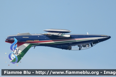 Aermacchi MB339PAN
Aeronautica Militare Italiana
313° Gruppo Addestramento Acrobatico
Stagione esibizioni 2018
Pony 10
Parole chiave: Aermacchi MB339PAN BellariaIgeaMarina2018