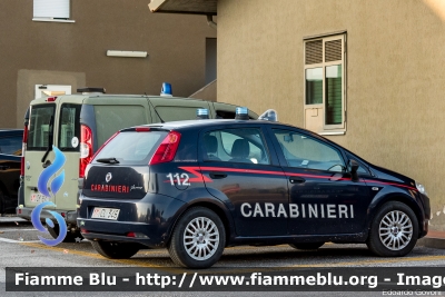 Fiat Grande Punto
Carabinieri
Polizia Militare presso l'Aeronautica Militare
51° Stormo
AM CL 346
Parole chiave: Fiat Grande_Punto AMCL346