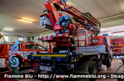 Mitsubishi Canter II serie
Vigili del Fuoco
Distretto della Vallagarina
Corpo Volontario di Rovereto (TN)
Piattaforma aerea Benelli Gru
VF D81 TN 
Parole chiave: Mitsubishi Canter_IIserie VFD81TN