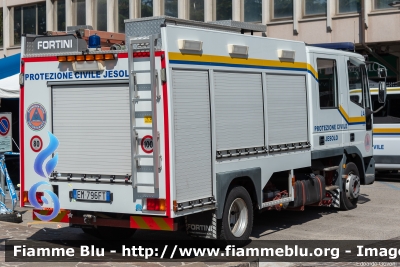 Iveco EuroCargo 80E15 I serie
Protezione Civile
Gruppo Comunale di Jesolo (VE)
Allestimento Fortini
"J 4"
Parole chiave: Iveco EuroCargo_80E15_Iserie