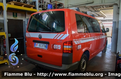 Volkswagen Transporter T5
Vigili del Fuoco
Distretto della Vallagarina
Corpo Volontario di Rovereto (TN)
VF 8G9 TN 
Parole chiave: Volkswagen Transporter_T5 VF8G9TN