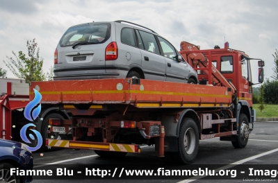 Iveco EuroCargo 135E23 4x4 I serie
Vigili del Fuoco
Comando Provinciale di Roma
Allestimento Isoli
VF 19305
Parole chiave: Iveco EuroCargo_135E23_4x4_Iserie VF19305