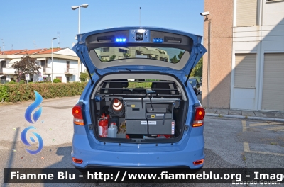 Fiat Freemont
Polizia di Stato
Polizia Stradale in servizio sulla rete Autostradale SALT
POLIZIA H7438
Parole chiave: Fiat Freemont POLIZIAH7438