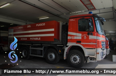 Mercedes-Benz Actros 4151 II serie
Vigili del Fuoco
Corpo Volontario di Rovereto (TN)
Autocarro con allestimento scarrabile BTE Busi Group & Kofler Fahrzeugbau
VF C15 TN
Parole chiave: Mercedes-Benz Actros_4151_IIserie VFC15TN