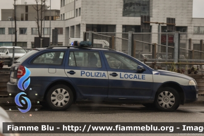 Skoda Octavia Wagon II serie
Polizia Locale Verona
POLIZIA LOCALE YA 818 AC
Parole chiave: Skoda Octavia_Wagon_IIserie POLIZIALOCALEYA818AC