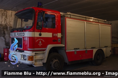 Man M90
Vigili del Fuoco
Distretto della Vallagarina
Corpo Volontario di Folgaria (TN)
VF A25 TN
Parole chiave: Man M90 VFA25TN