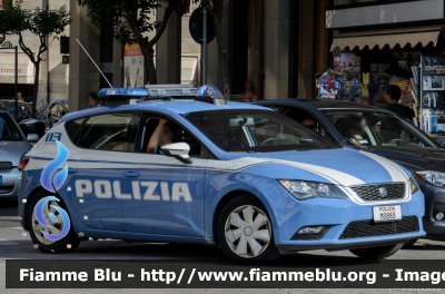 Seat Leon III serie
Polizia di Stato
Squadra Volante
Allestimento NCT Nuova Carrozzeria Torinese
Decorazione Grafica Artlantis
POLIZIA M0885
Parole chiave: Seat Leon_IIIserie POLIZIAM0885