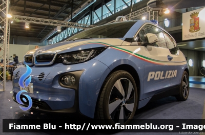 Bmw I3
Polizia di Stato
Polizia per Expo 2015
Allestito Focaccia
Decorazione Grafica Artlantis
POLIZIA F3708
Parole chiave: Bmw I3 POLIZIAF3708 Sicurezza_2015 Expo2015