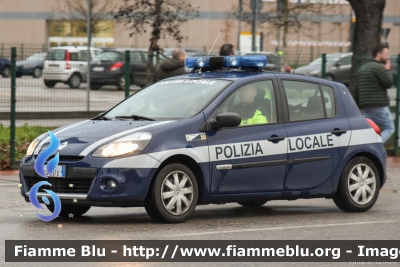 Renault Clio III serie restyle
Polizia Locale Verona
Allestito Focaccia
POLIZIA LOCALE YA 697 AJ
Parole chiave: Renault Clio_IIIserie_restyle POLIZIALOCALEYA697AJ