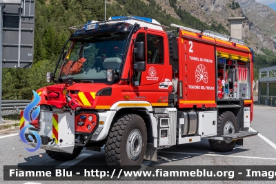 Mercedes-Benz Unimog U430
GEF
Servizio Antincendio Traforo del Fréjus
Allestito BAI
Parole chiave: Mercedes-Benz Unimog_U430