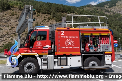 Mercedes-Benz Unimog U430
GEF
Servizio Antincendio Traforo del Fréjus
Allestito BAI
Parole chiave: Mercedes-Benz Unimog_U430