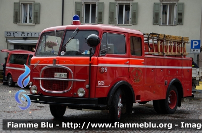 Fiat 650N
Vigili del Fuoco
Unione distrettuale di Cles
Corpo Volontario di Cles (TN)
Automezzo storico anno 1963
VF G65 TN
Parole chiave: Fiat 650N VFG65TN