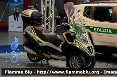 Piaggio MP3 Hybrid
Polizia Locale Milano
POLIZIA LOCALE YA00917
Parole chiave: Piaggio MP3_Hybrid POLIZIALOCALEYA00917 Sicurezza_2015