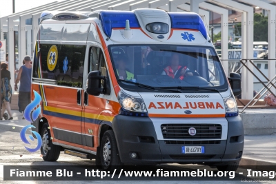 Fiat Ducato X250
Croce Giallo Blu Cervia (RA)
Allestimento Aricar - Life I
Parole chiave: Fiat Ducato_X250 Ambulanza BellariaIgeaMarina2018