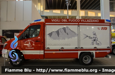 Mercedes-Benz Sprinter 4x4 III serie restyle
Vigili del Fuoco
Distretto di Trento
Corpo Volontario di Villazzano
Allestimento Fulmix
In esposizione al Reas 2016
Parole chiave: Mercedes-Benz Sprinter_4x4_IIIserie_restyle Reas_2016