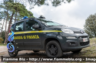 Fiat Nuova Panda 4x4 II serie
Guardia di Finanza
Soccorso Alpino
GdiF 960 BN
Parole chiave: Fiat Nuova_Panda_4x4_IIserie