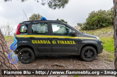 Fiat Nuova Panda 4x4 II serie
Guardia di Finanza
Soccorso Alpino
GdiF 960 BN
Parole chiave: Fiat Nuova_Panda_4x4_IIserie