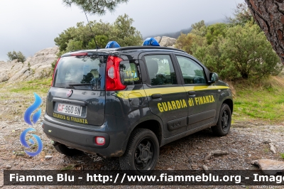 Fiat Nuova Panda 4x4 II serie
Guardia di Finanza
Soccorso Alpino
GdiF 960 BN
Parole chiave: Fiat Nuova_Panda_4x4_IIserie