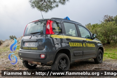 Fiat Nuova Panda 4x4 II serie
Guardia di Finanza
Soccorso Alpino
GdiF 960 BN
Parole chiave: Fiat Nuova_Panda_4x4_IIserie