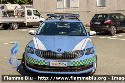 Skoda Octavia 4x4 V serie
Polizia di Stato
Polizia Stradale in servizio sulla rete Autostradale SALT
Allestimento Focaccia
Decorazione Grafica Artlantis
Con nuova decorazione
POLIZIA M3752
Parole chiave: Skoda Octavia_Vserie_4x4 POLIZIAM3752