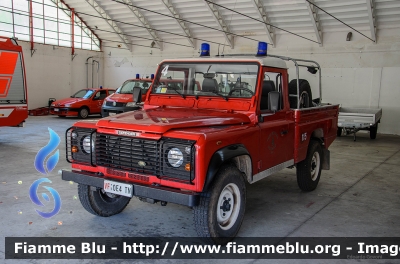 Land-Rover Defender 110
Vigili del Fuoco
Distretto di Riva del Garda
Corpo Volontario di Dro (TN)
VF 0E4 TN
Parole chiave: Land-Rover Defender_110 VF0E4TN