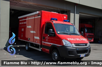 Iveco Daily IV serie restyle
Vigili del Fuoco
Distretto di Riva del Garda
Corpo Volontario di Arco (TN)
VF 9H7 TN
Parole chiave: Iveco Daily_Vserie VF9H7TN