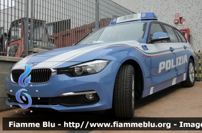 Bmw Serie 3 316 F31 Touring restyle 
Polizia di Stato
Polizia Stradale in servizio sulla A24 "Strada dei Parchi"
Allestita Marazzi
Decorazione Grafica Artlantis
*In consegna*
Parole chiave: Bmw Serie_3_316_F31_Touring_restyle