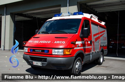 Iveco Daily III serie
Vigili del Fuoco
Distretto di Riva del Garda
Corpo Volontario di Arco (TN)
distretto di Riva del Garda
VF Z63 TN
Parole chiave: Iveco Daily_IIIserie VFZ63TN