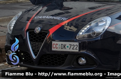 Alfa-Romeo Nuova Giulietta restyle
Carabinieri
III Battaglione Lombardia
Compagnia di Intervento Operativo
CC DK 722
Parole chiave: Alfa-Romeo Nuova_Giulietta_restyle CCDK722