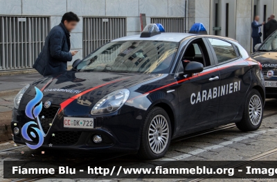 Alfa-Romeo Nuova Giulietta restyle
Carabinieri
III Battaglione Lombardia
Compagnia di Intervento Operativo
CC DK 722
Parole chiave: Alfa-Romeo Nuova_Giulietta_restyle CCDK722