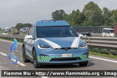 Tesla Model X
Polizia di Stato
Polizia Stradale in servizio sulla rete CAV
Allestimento All.V.In.
POLIZIA M9359
Parole chiave: Tesla Model_X POLIZIAM9359