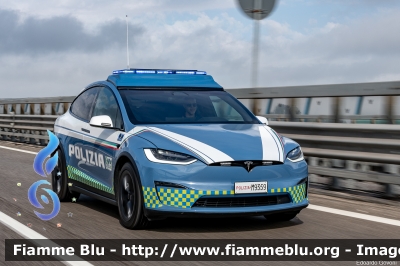 Tesla Model X
Polizia di Stato
Polizia Stradale in servizio sulla rete CAV
Allestimento All.V.In.
POLIZIA M9359
Parole chiave: Tesla Model_X POLIZIAM9359