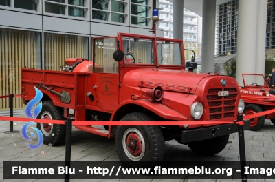 OM CL52
Vigili del Fuoco
Museo Storico dei Vigili del Fuoco di Mantova
VF 9222
Parole chiave: OM CL52 VF9222 SantaBarbara_2015_Milano