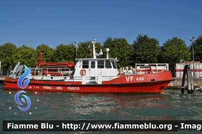 MotoBarcaPompa Classe 400
Vigili del Fuoco
Comando Provinciale di Venezia
Distaccamento Portuale
VF 449
